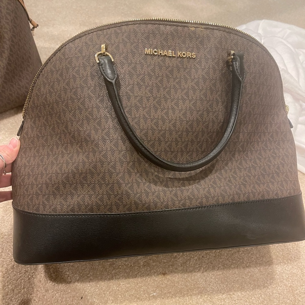 Michael Kors tote